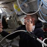 «Земля не влезает в кадр»: как астронавты «Артемиды-2» снимают историю на iPhone