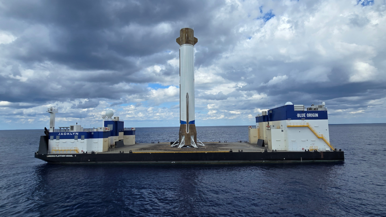 Новая глава для New Glenn: Blue Origin готовит первую повторную посадку своей тяжёлой ракеты