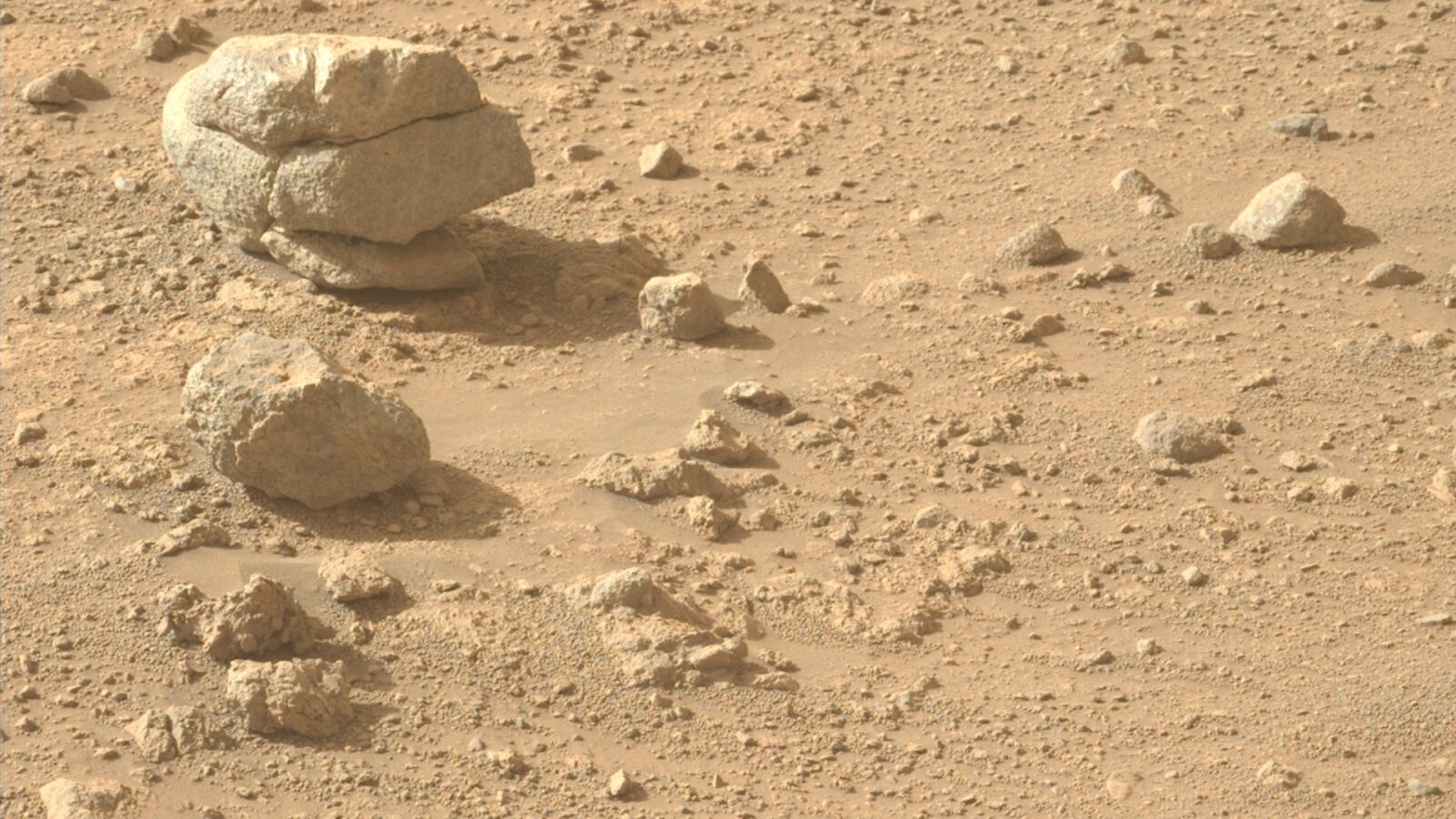 Каменный сэндвич на Красной планете: что нашел марсоход NASA?