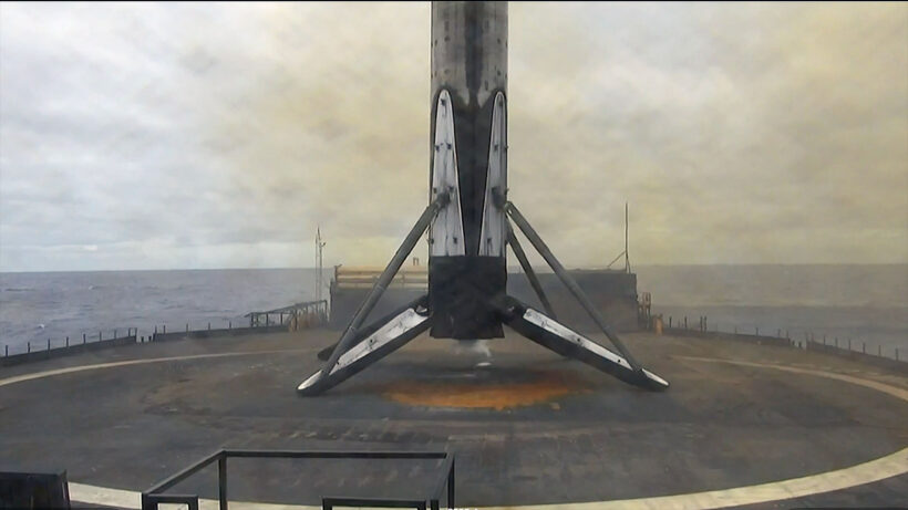 Парус в океане Starlink: SpaceX запустила еще 24 спутника глобальной сети