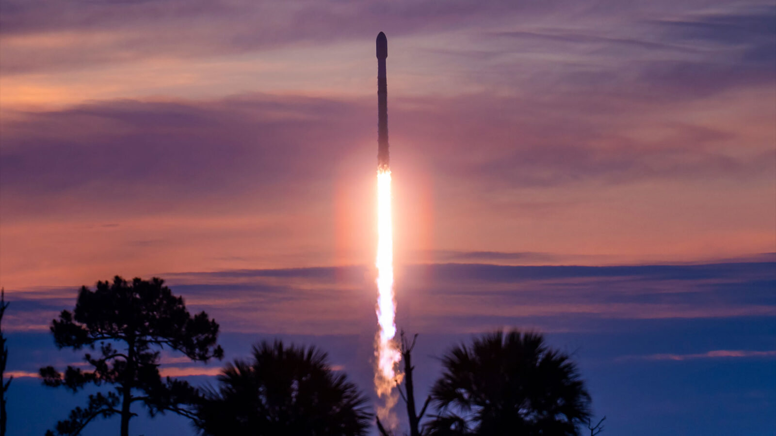 35-й полёт: SpaceX вновь переписывает правила многоразового использования