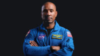 Южный полюс подождёт? Почему астронавт NASA предлагает сменить курс лунной программы