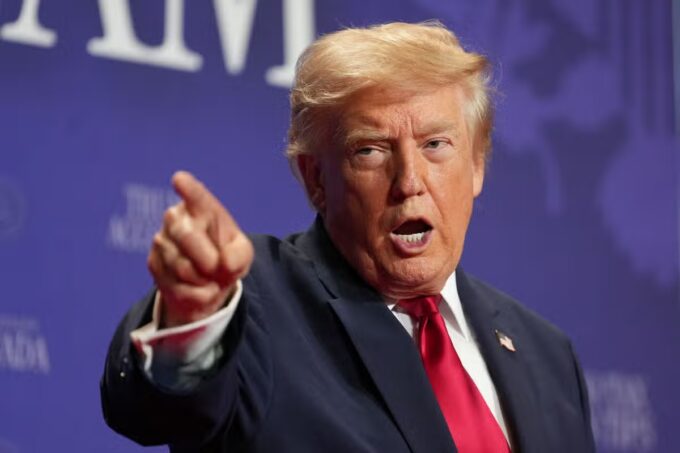 Секретный сценарий для Трампа: инсайдеры заявили о готовности речи про пришельцев