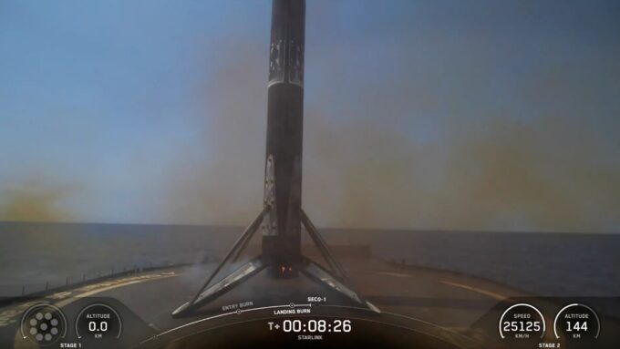 18-й полёт ветерана: SpaceX запустила очередную партию Starlink на ракете, возившей астронавтов