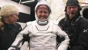 Ветеран NASA Майк Финке уходит в отставку после 549 дней в космосе и девяти выходов в открытый космос