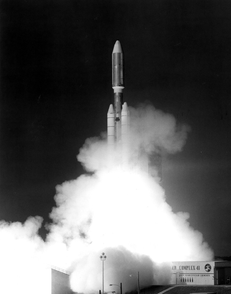 Посланник человечества: 48 лет назад Voyager 1 начал путь к звездам