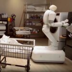 Taku: новый робот от Dyna Robotics стирает, складывает и нарезает без присмотра